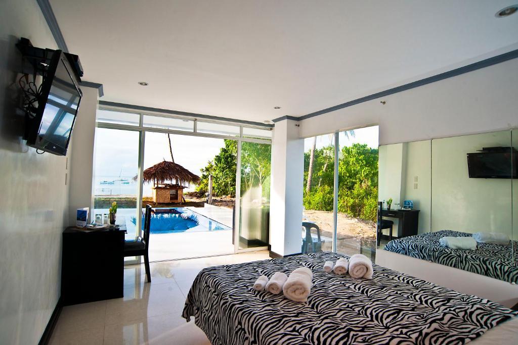 Bohol South Resort 3*
