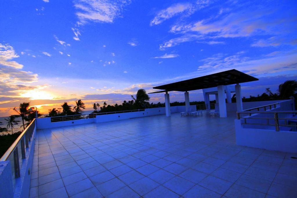 Bohol South 3*